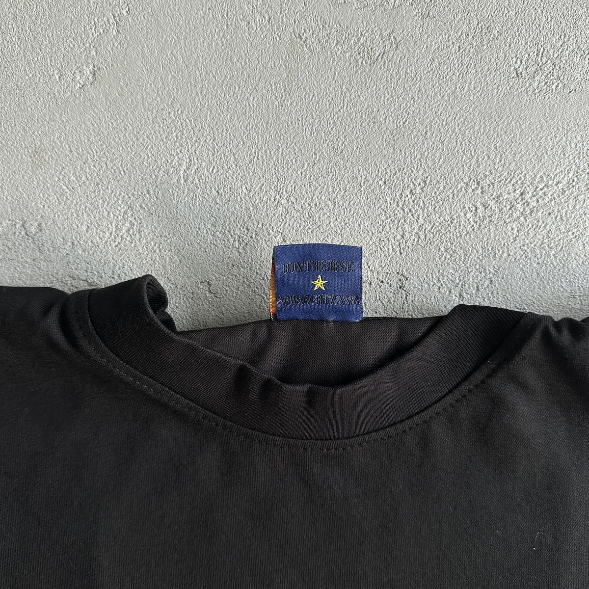 Corteiz T-Shirt Times Up Hündin