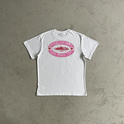 Corteiz T-Shirt Fuck Around und finden Sie heraus 