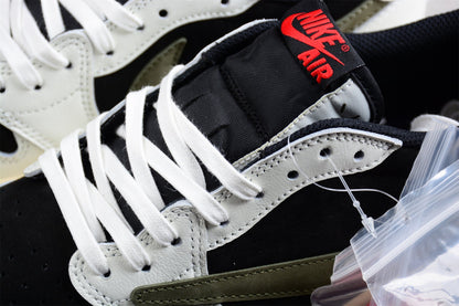 Air Jordan 1 Retro Low OG SP Travis Scott Oliva