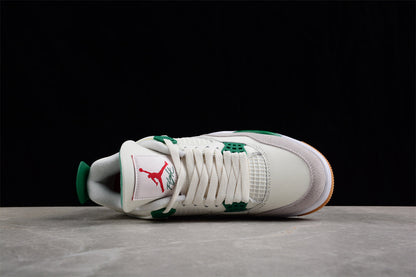 Nike Air Jordan 4 Pine Green Türkis
