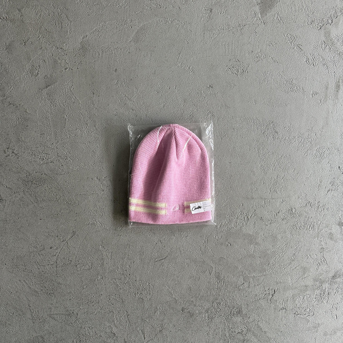 Corteiz Strickmütze mit Streifen - Pink