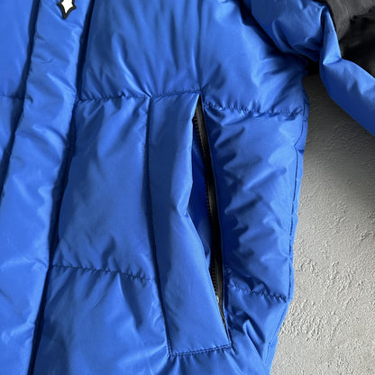 Giacca imbottita Trapstar Decoded Arch nera e blu 