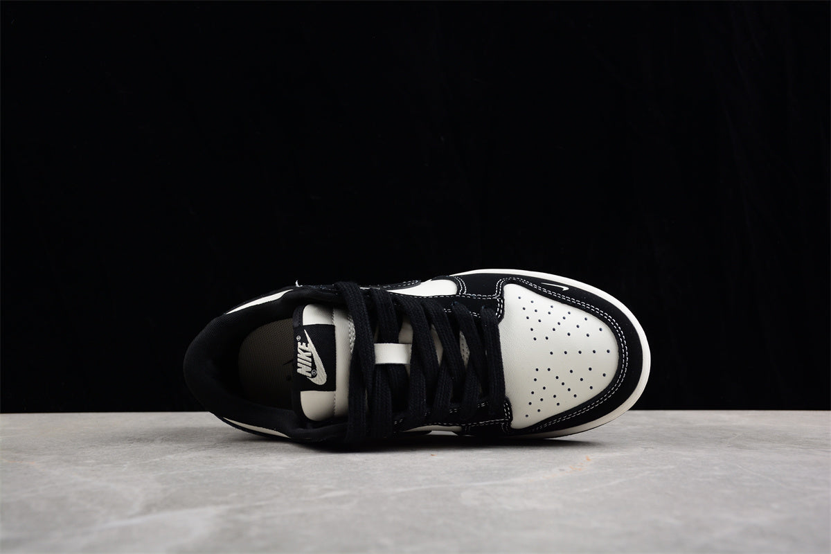 Nike Dunk Low Schwarzer Schläger 