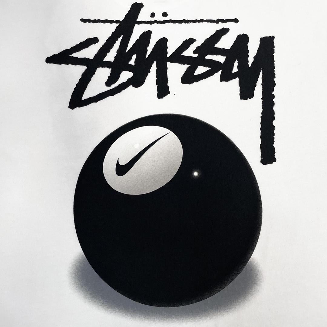 Maglietta Nike x Stussy 8ball 
