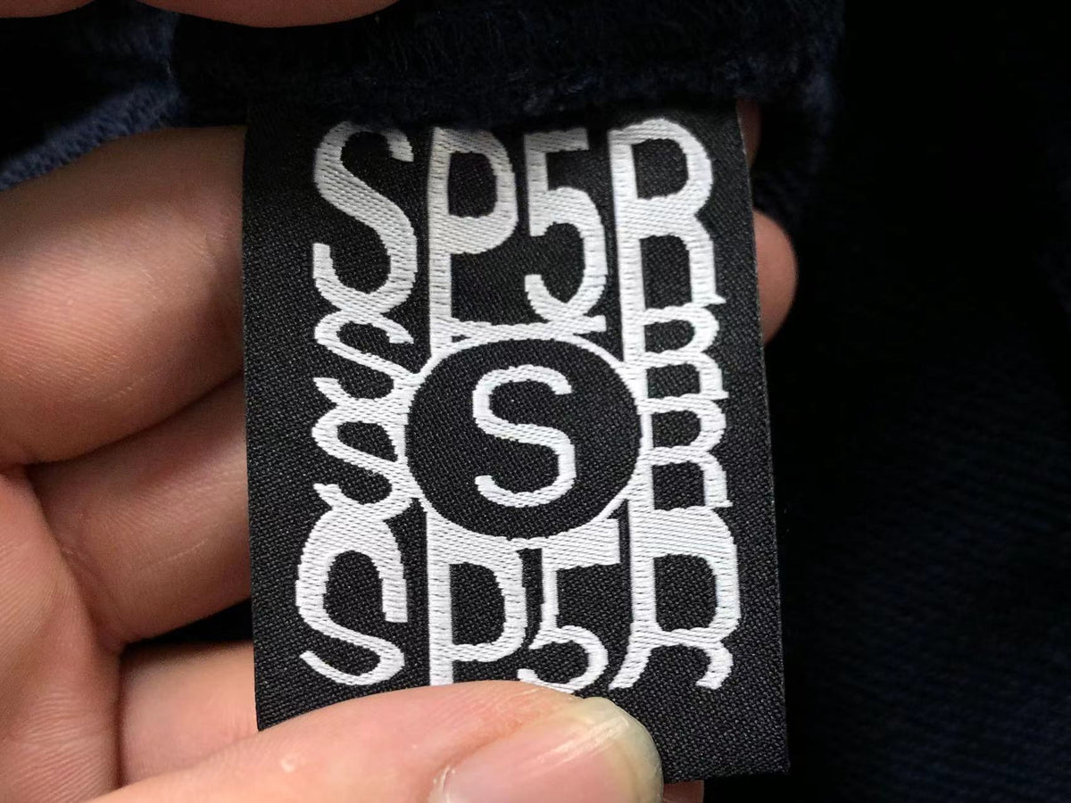 Sp5der-Anzug