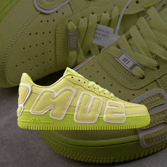 Mercato delle pulci di Cactus Plant x Air Force 1 