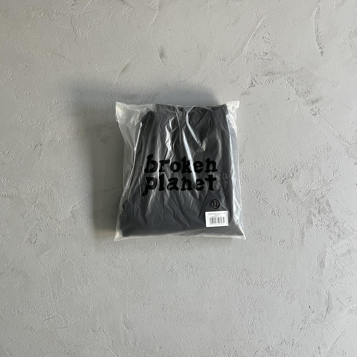 Pantaloni della tuta a gamba dritta Broken Planet neri 