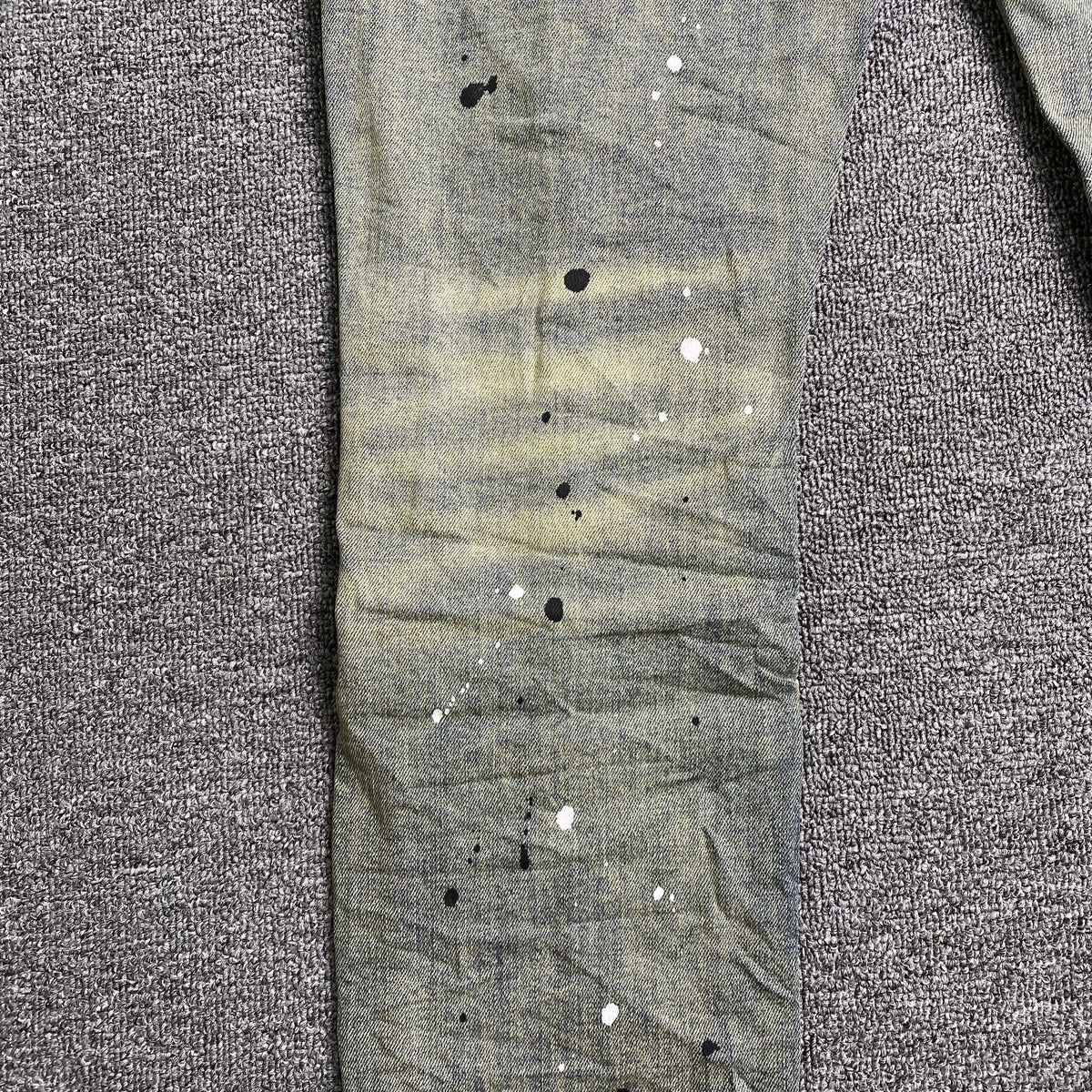 Schmale Jeans der Marke Purple Brand