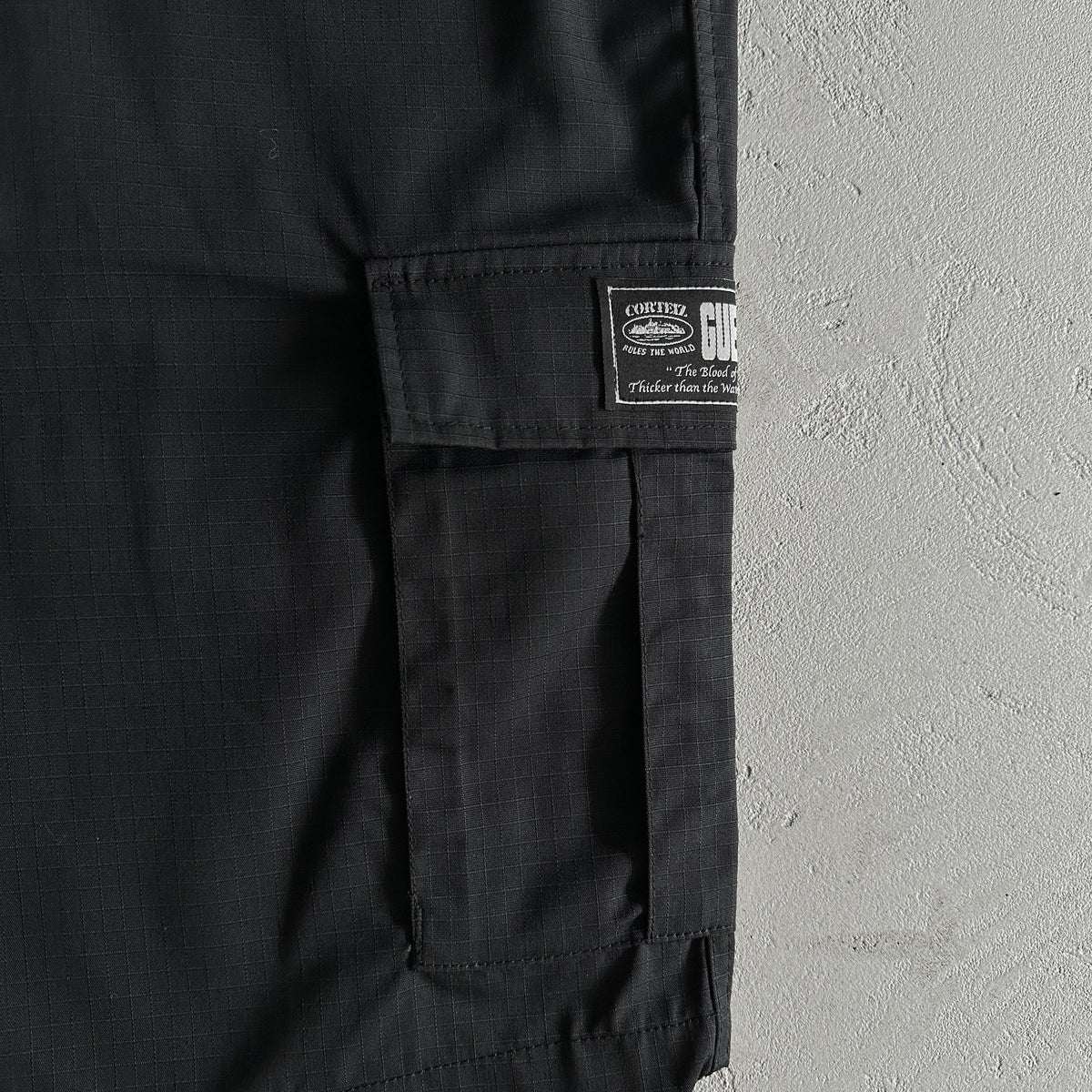 Corteiz – Schwarze Cargo-Shorts