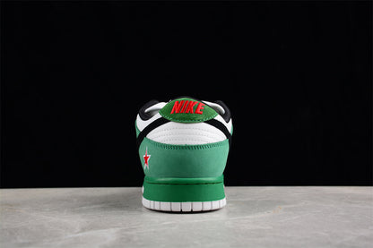 Nike SB Dunk Low x Heineken 