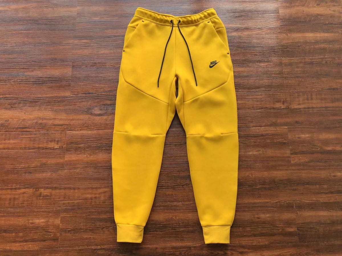 Tuta Nike Sportswear Techfleece 