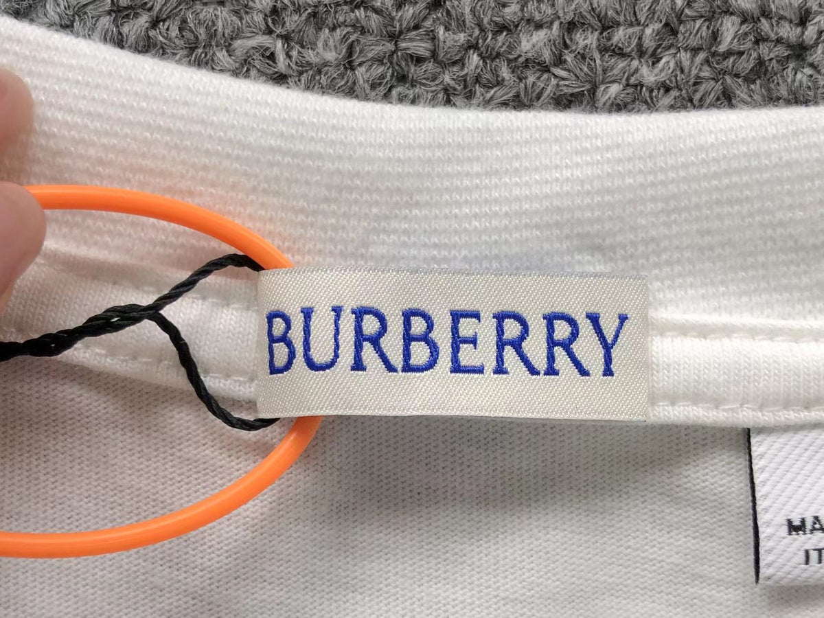 Burberry T-Shirt 