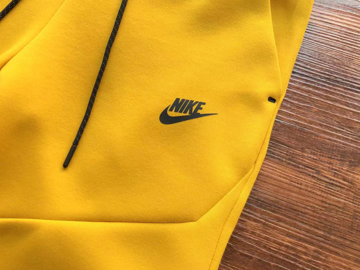 Tuta Nike Sportswear Techfleece 