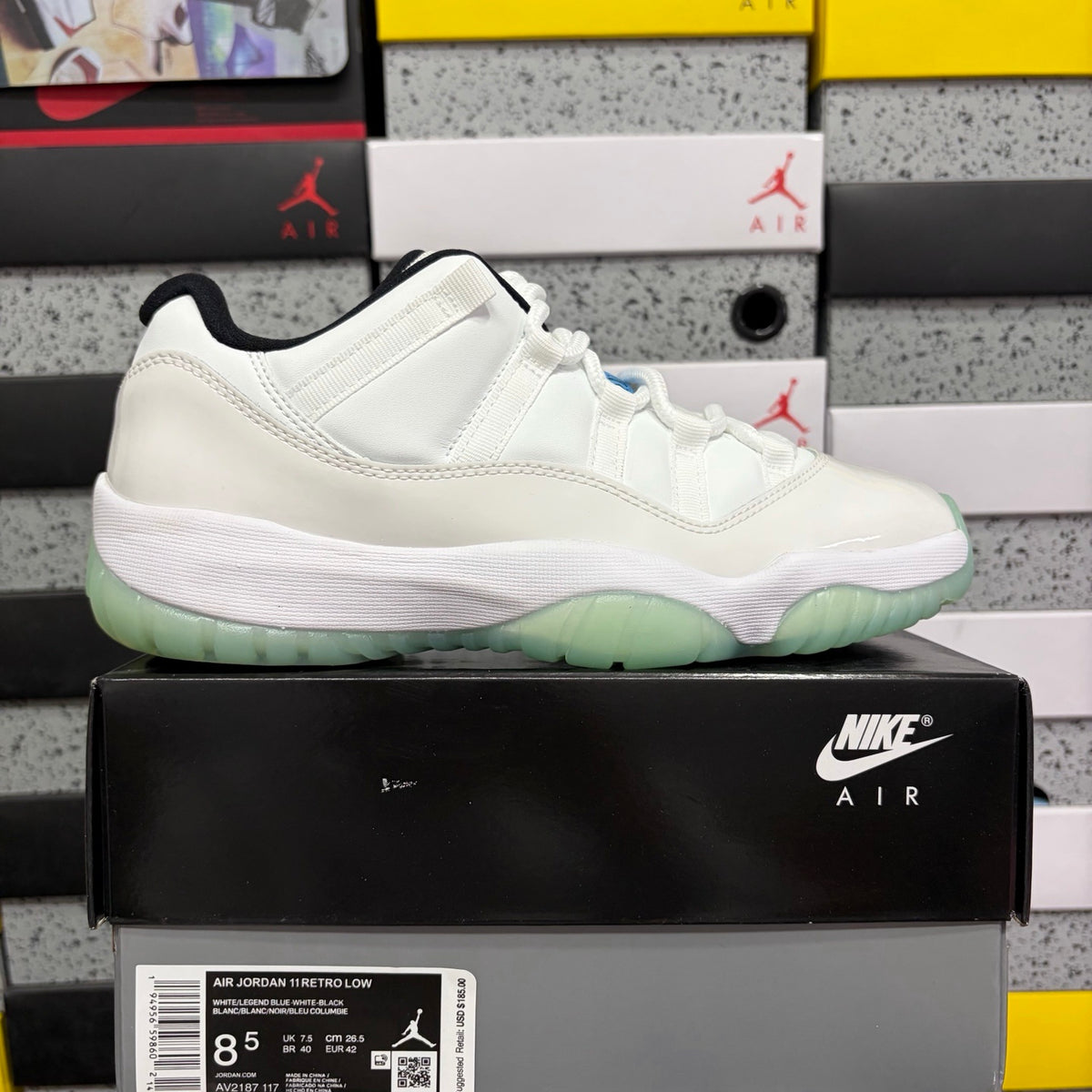 Air Jordan 11 Low „Legend Blue“ 