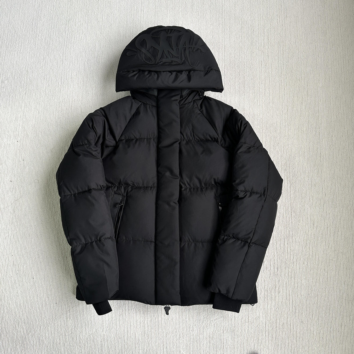 Synaworld Puffer Schwarz