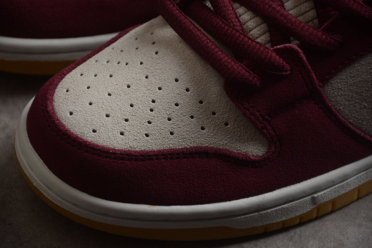 Nike SB Dunk Low Skate wie ein Mädchen 