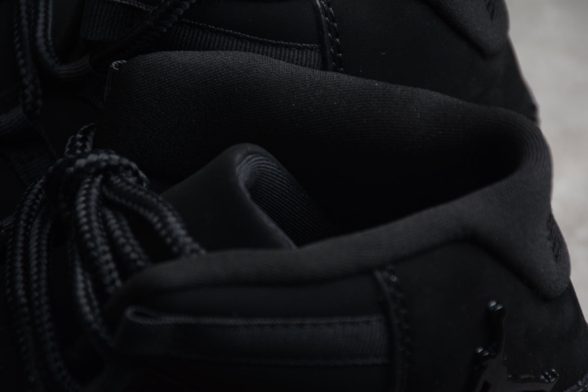 Air Jordan 11 "Gamma Black" 