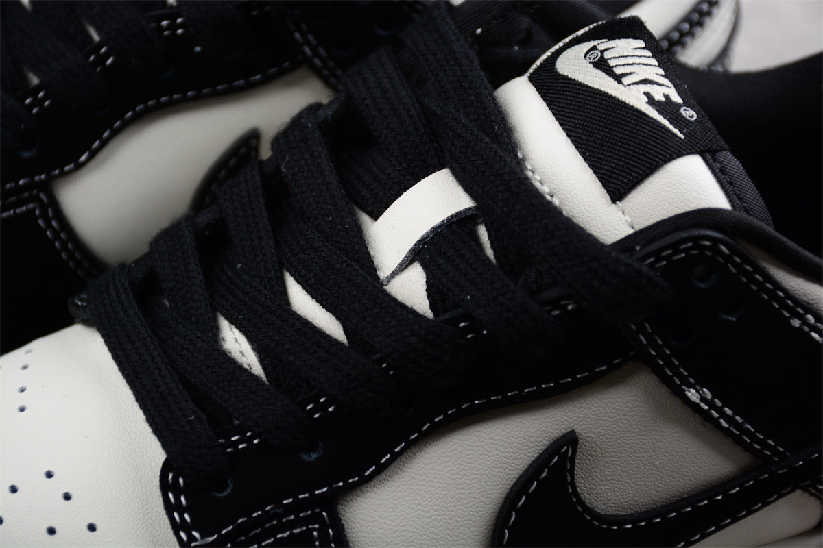 Nike Dunk Low Schwarzer Schläger 