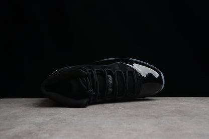 Air Jordan 11 "Gamma Black" 