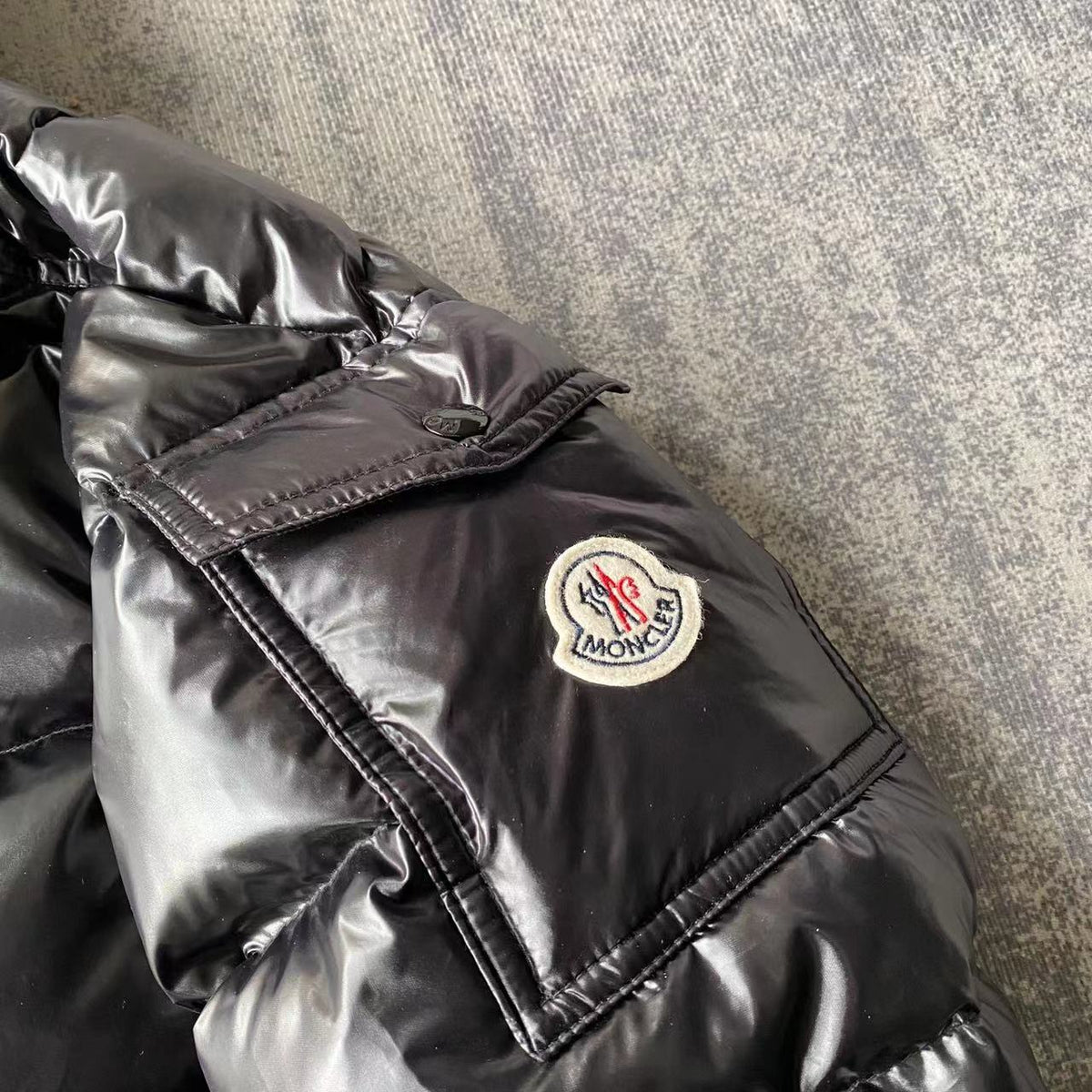 Moncler Pufferjacke Maya 