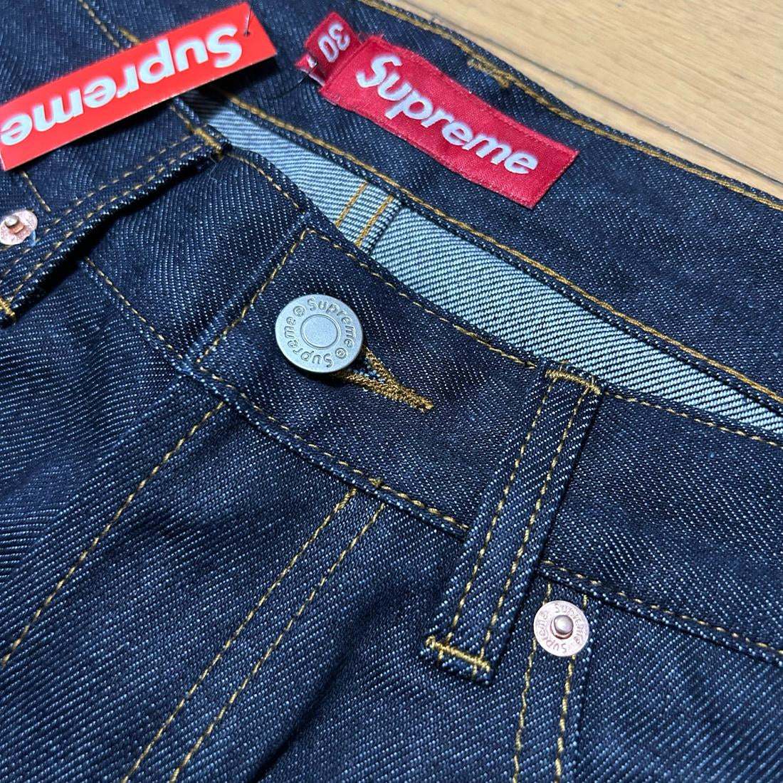 Pantaloncini di jeans larghi Supreme