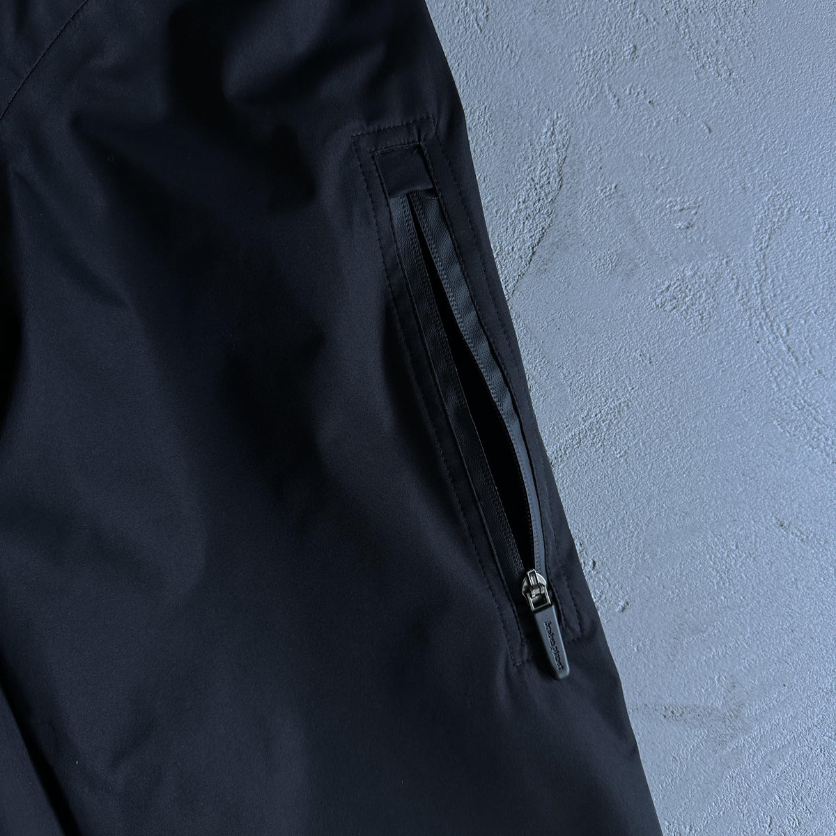 Broken Planet Wasserdichte Jacke