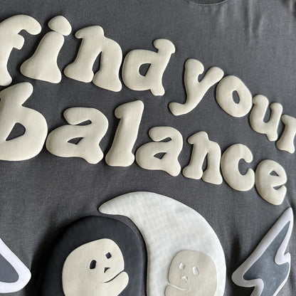 Broken Planet Finden Sie Ihr Gleichgewicht Tshirt 