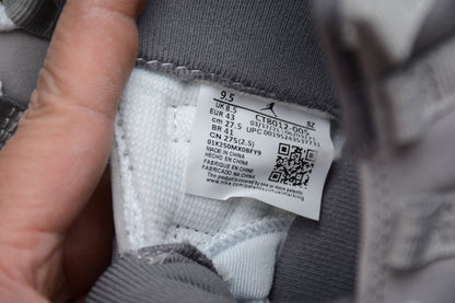 Air Jordan 11 "Cool Grey" 