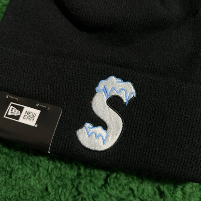 SUP X NEW ERA BEANIE