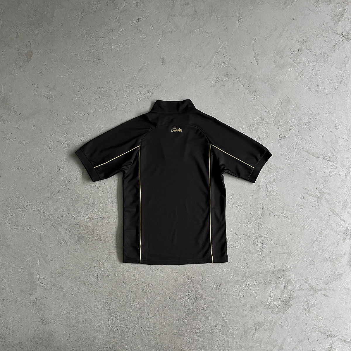 Corteiz Talismo Fußballtrikot – Schwarz 