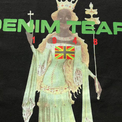 Maglietta con lacrime di denim 