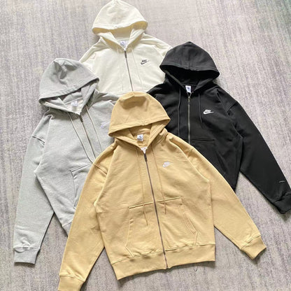 Nike Kapuzenjacke mit Reißverschluss