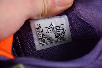 Air Jordan 4 Canyon Viola 