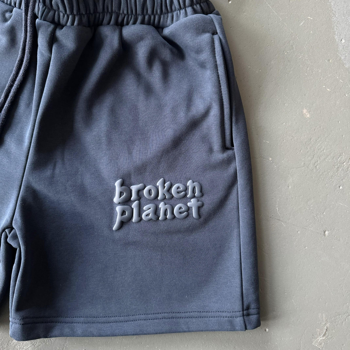 Pantaloncini Broken Planet 