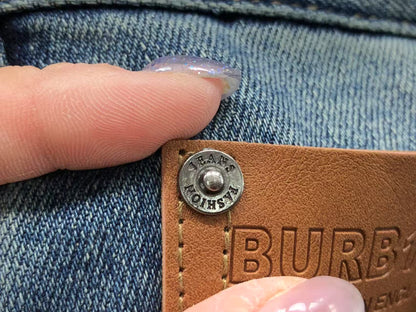 Burberry-Hosen