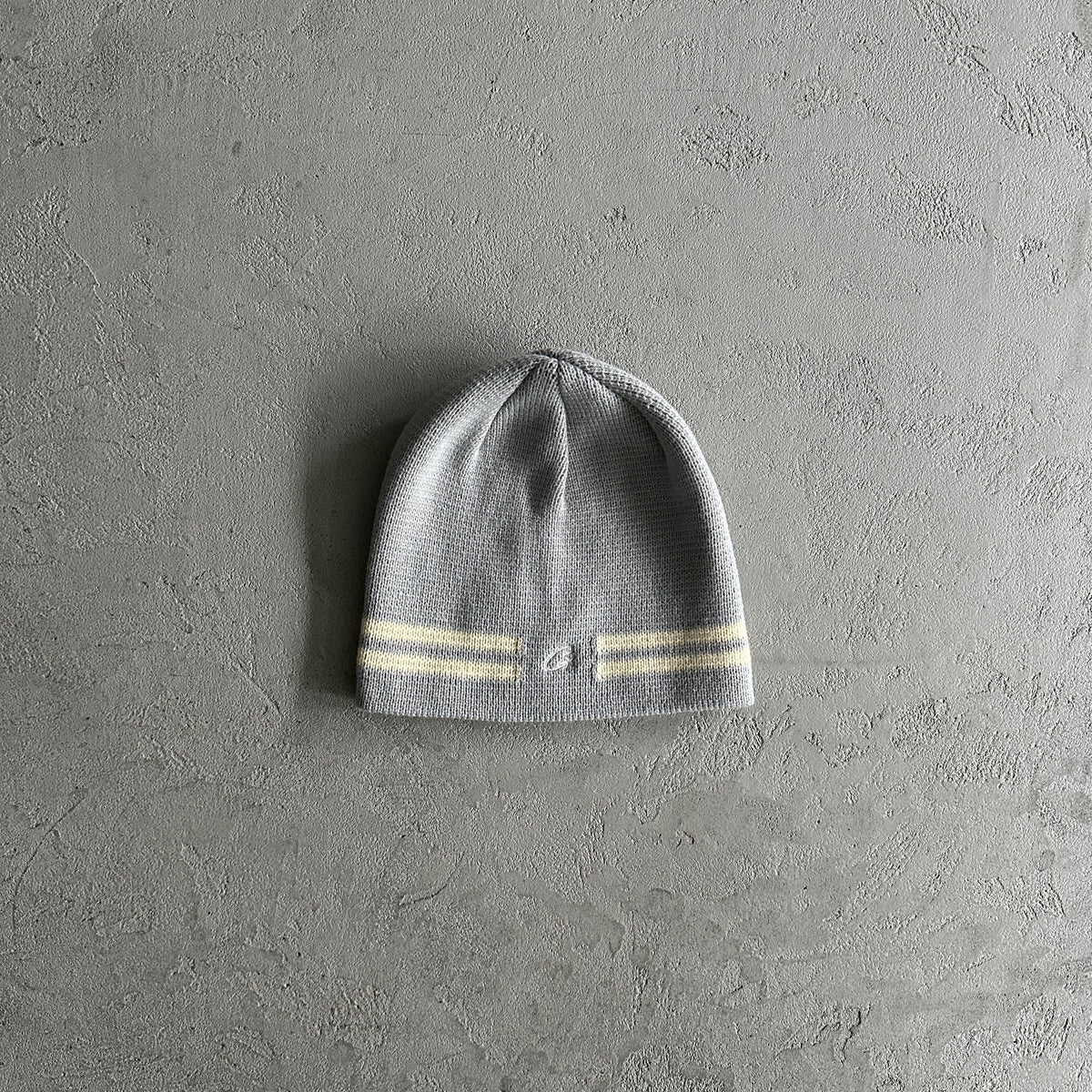 Corteiz Strickmütze mit Streifen - Grau