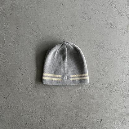 Corteiz Strickmütze mit Streifen - Grau