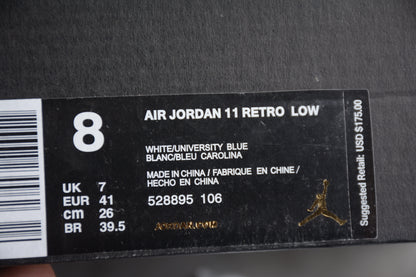 Air Jordan 11 Low "Bianche e Blu Università" 