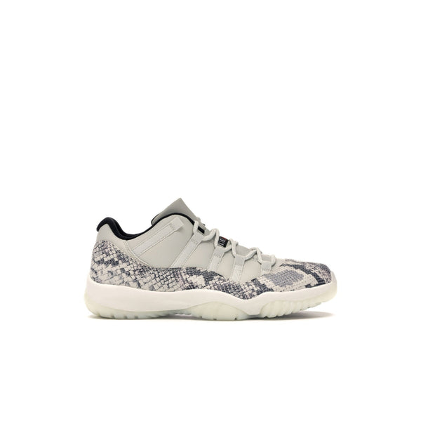Air Jordan 11 Low "Schlange" 