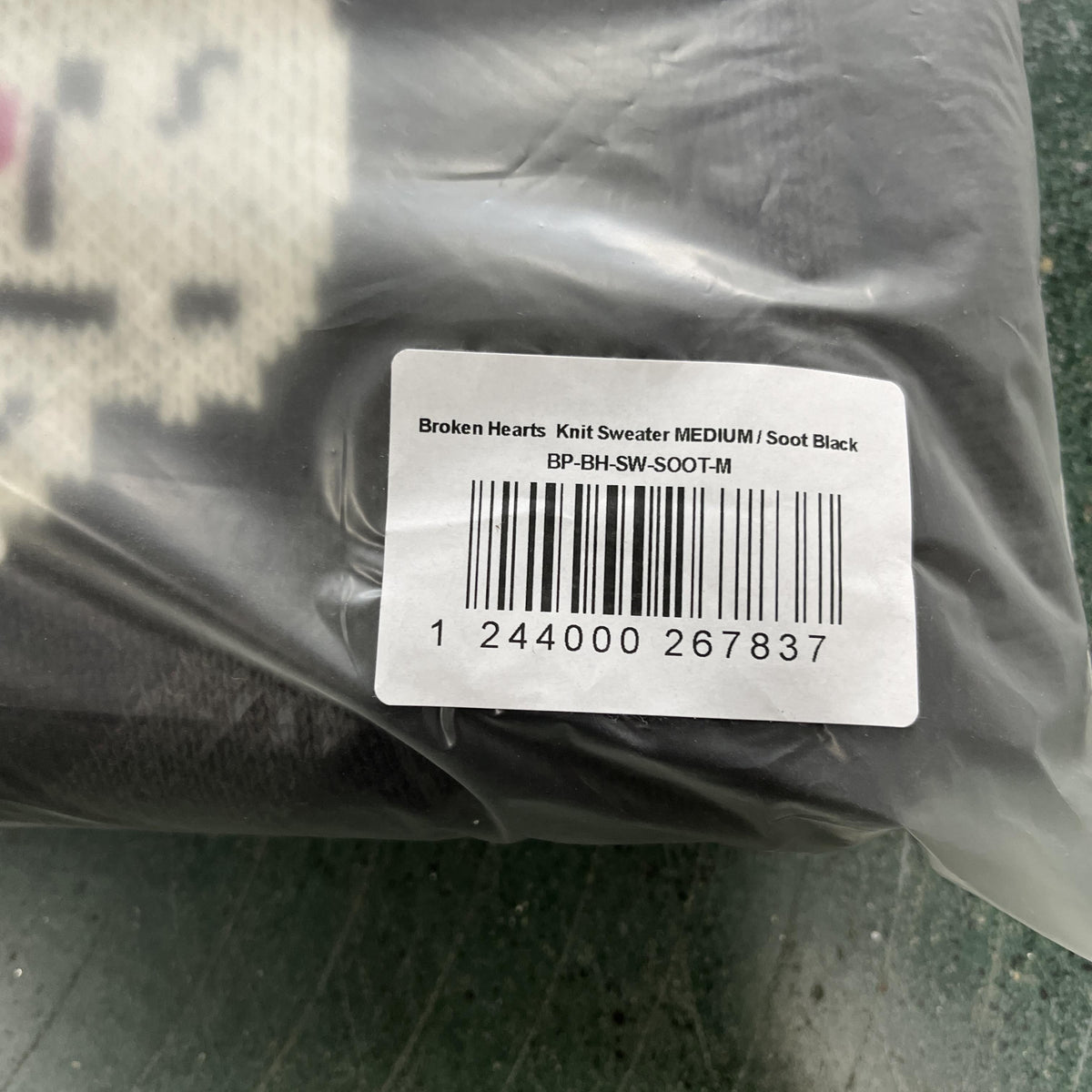 Maglione a forma di cuore con teschio di Broken Planet