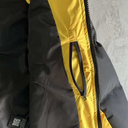Trapstar Decoded Arch Pufferjacke Schwarz Gelb 