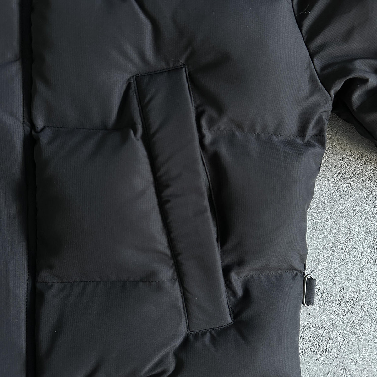 Giacca imbottita con cappuccio Trapstar Decoded 2.0 Nero / Infrarosso 