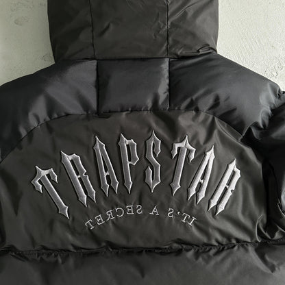 Giacca imbottita Trapstar Decoded Arch nera 