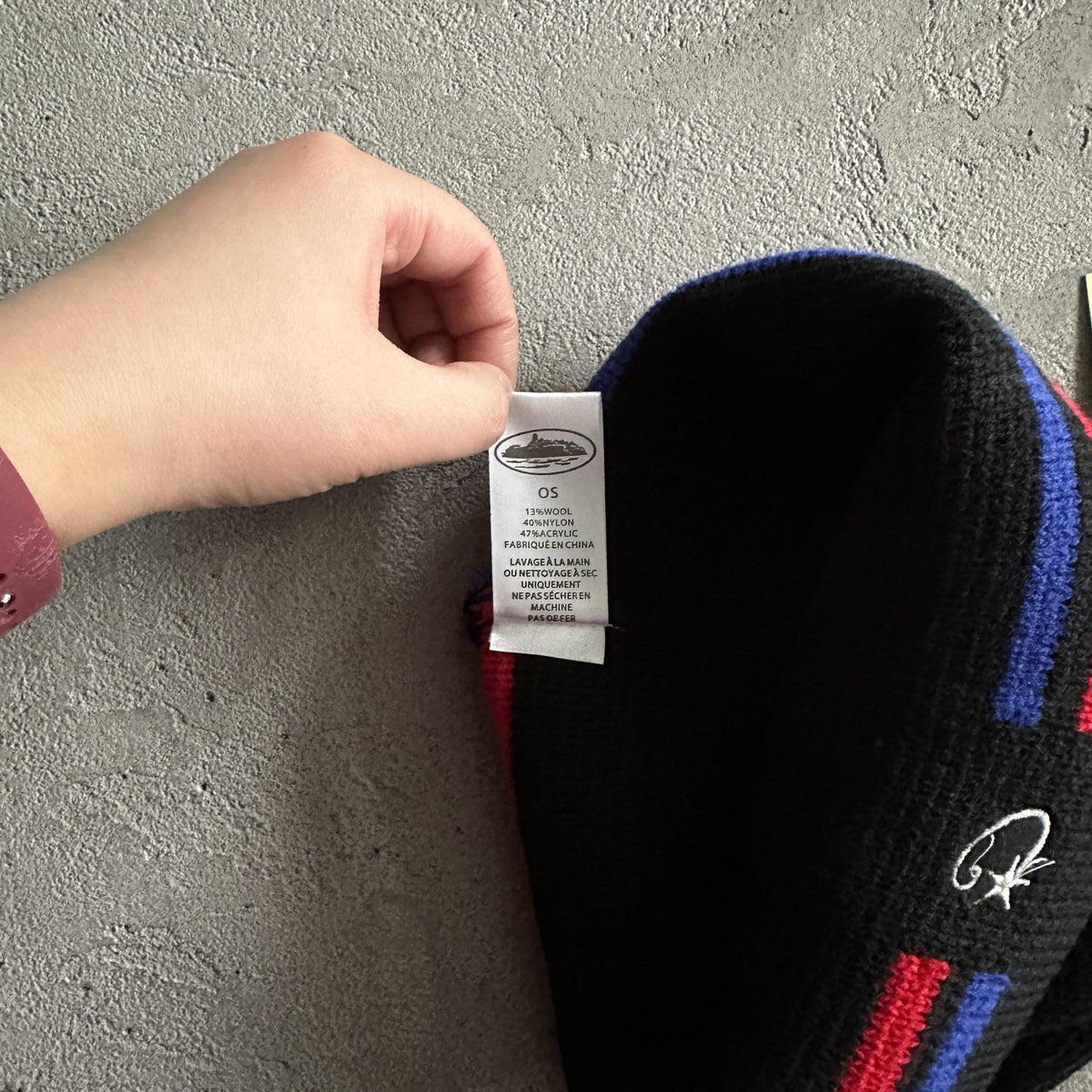 Corteiz Stripe Beanie Schwarz Rot Blau