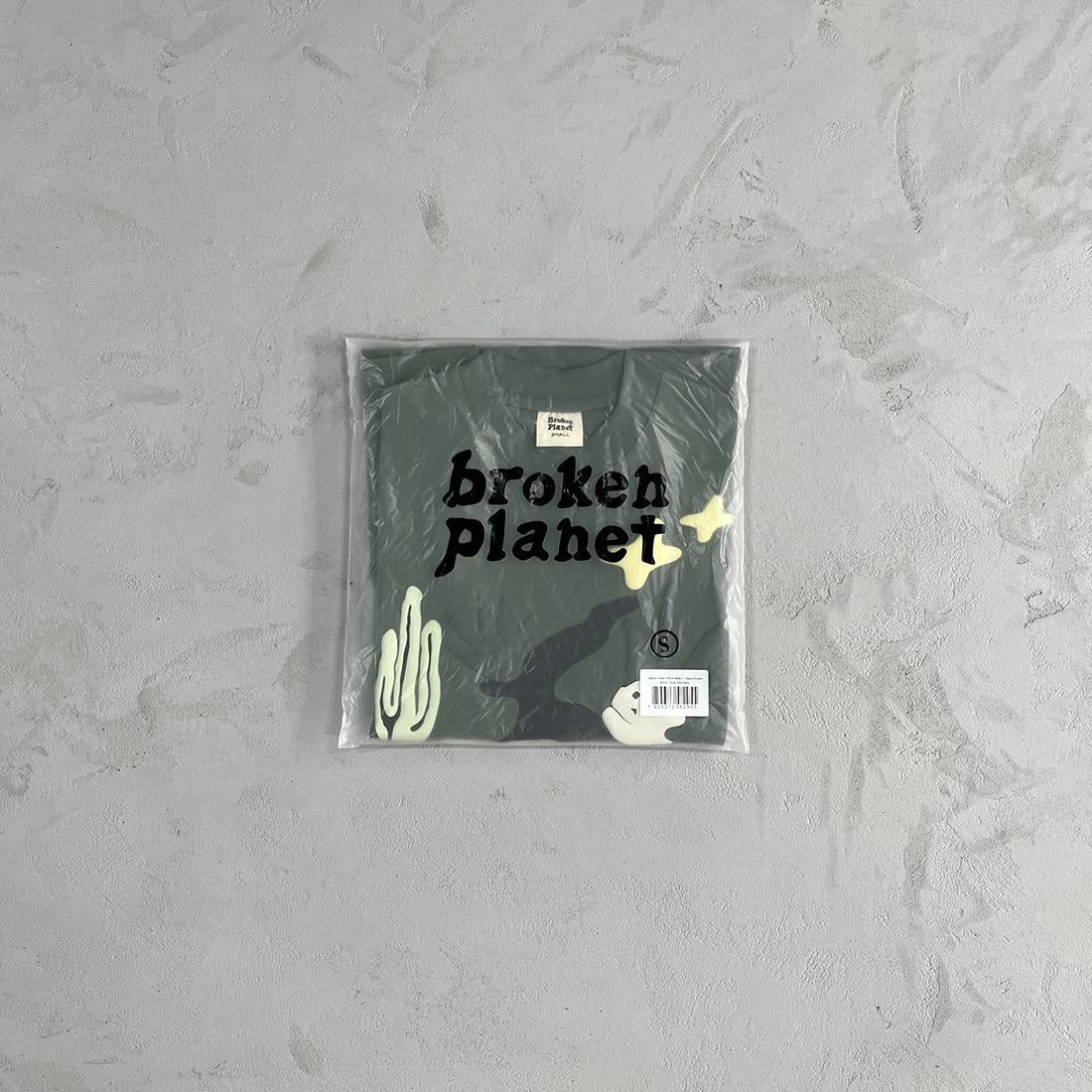 Gebrochener Planet Space Trails TShirt 