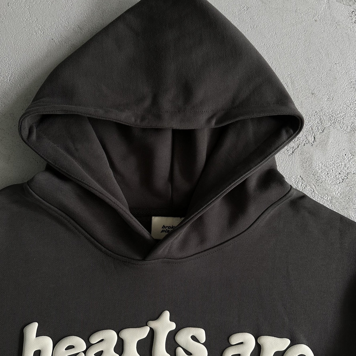 Broken Planet – Herzen sind dazu da, gebrochen zu werden – Kapuzenpullover 