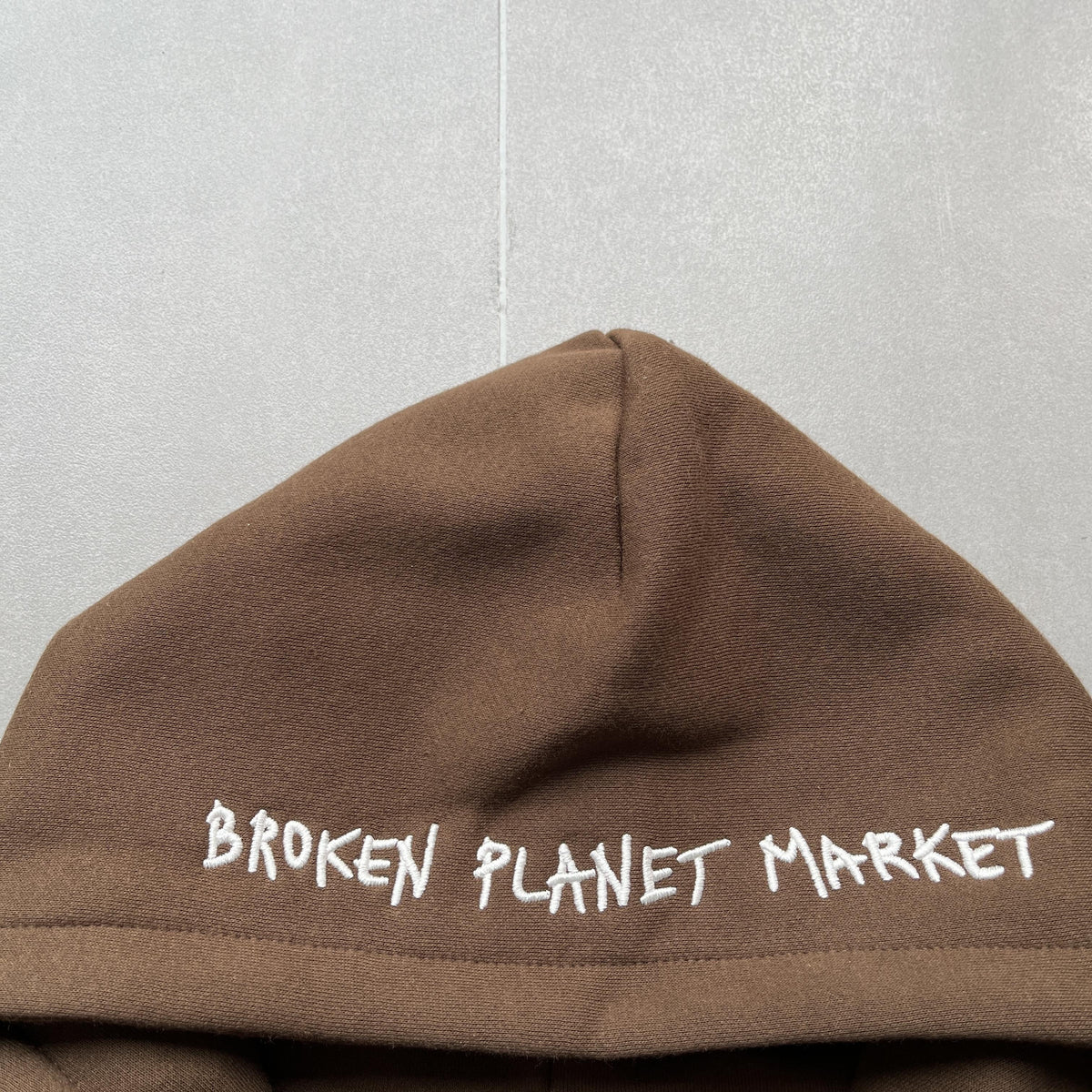 Felpa con cappuccio e zip Artico del Broken Planet Market 