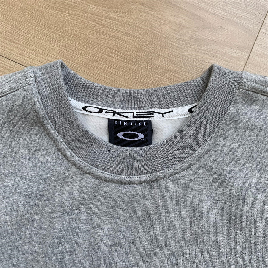 Oakley Pullover