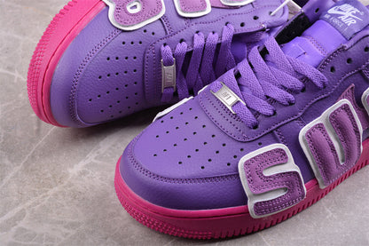 Mercato delle pulci di Cactus Plant x Air Force 1 