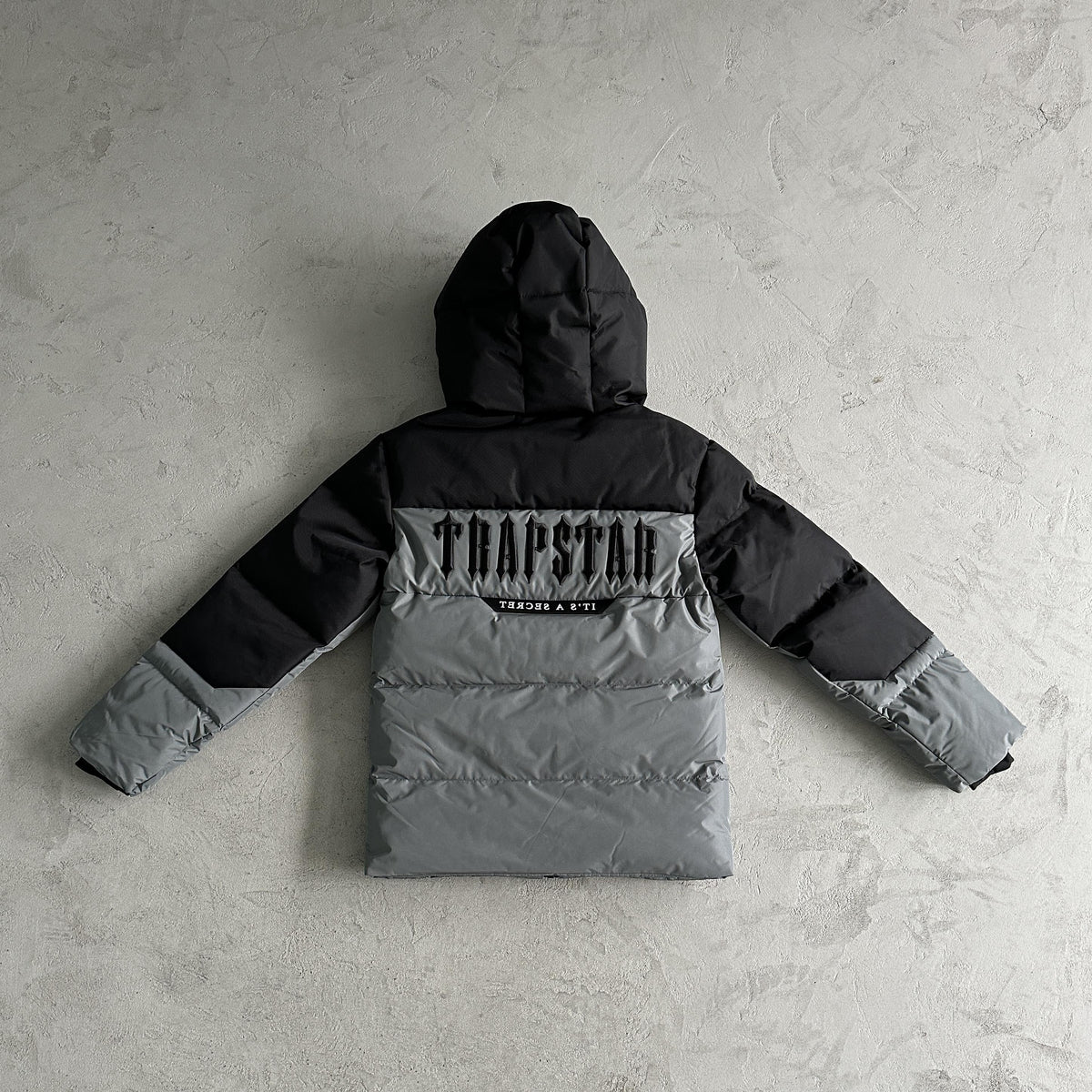 Trapstar Decoded Arch Pufferjacke Schwarz Grau 